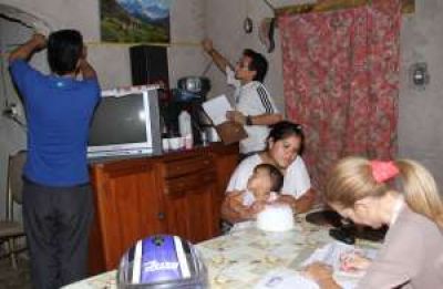 Revisan casa por casa para detectar riesgos s�smicos