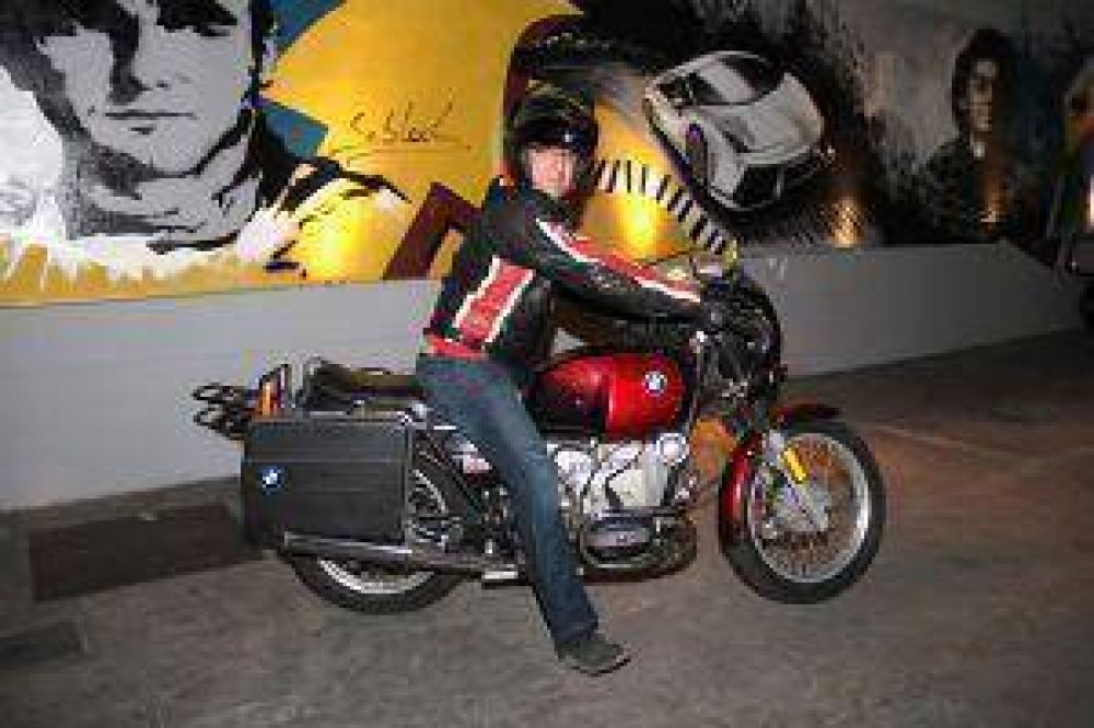 Las Motocicletas Antiguas, el atractivo de los fierreros en Semana Santa