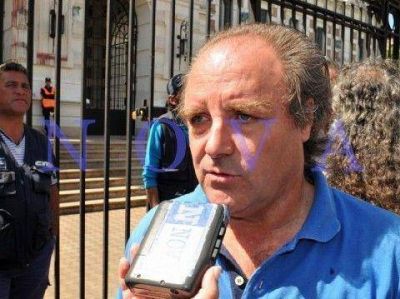 Miguel D�az: el conflicto docente "se resuelve con dinero"