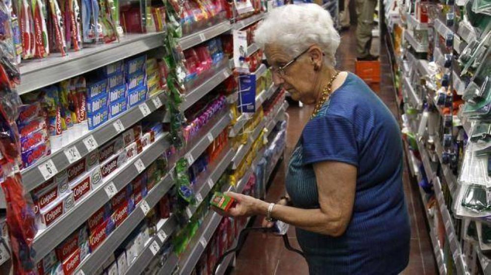 Desde el congelamiento, la canasta del s�per baj� 4,5%