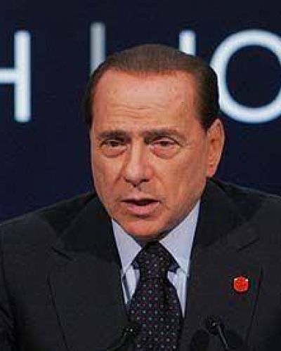 Italia: Berlusconi anunci� refer�ndum para modificar la ley electoral y reducir a la oposici�n 