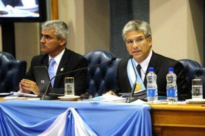 El Gobernador dej� inaugurado el 26� Periodo de Sesiones Bicameral