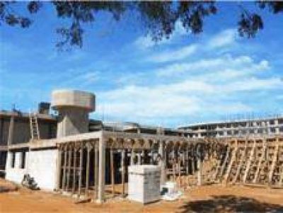 Contin�an las obras del Centro de Terapia Radiante en el Parque de la Salud