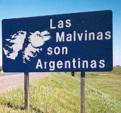Acto por Malvinas en Roca