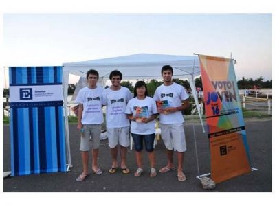 Realizan una campa�a de formaci�n c�vica por el voto a los 16 a�os