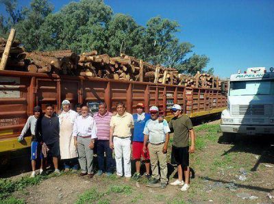 La llegada de un tren a Perico hace pensar en la reactivaci�n del Ferrocarril Belgrano