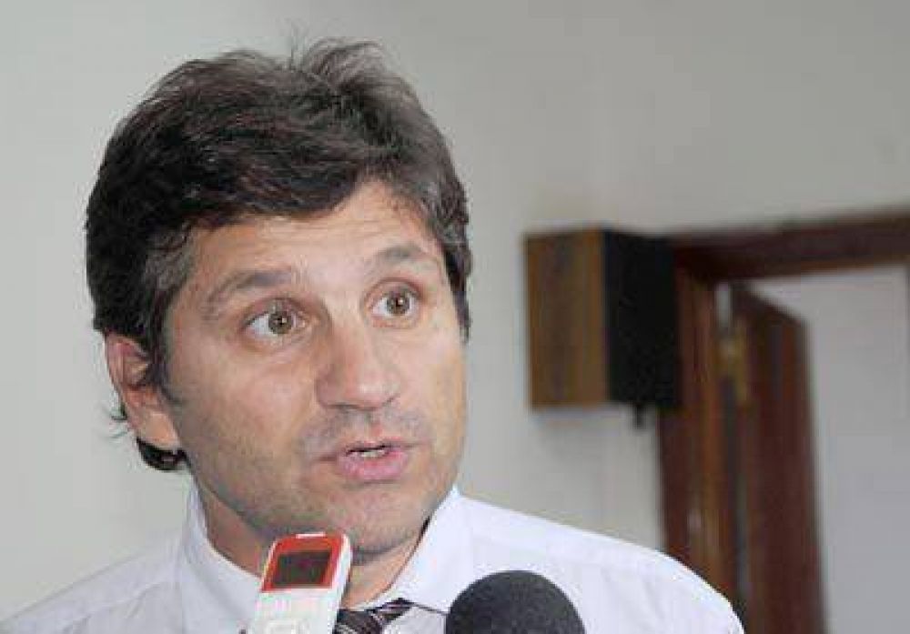 Ciano y la polic�a municipal: "Ahora queremos crear el CEMA de la seguridad"