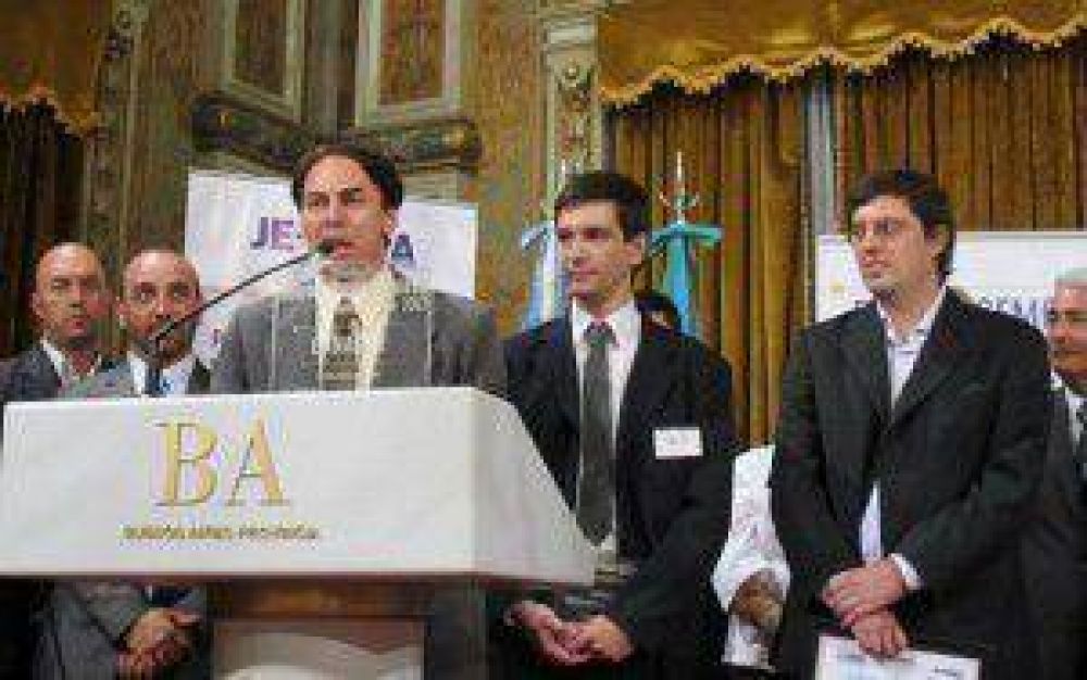 Tres ingenieros locales ganaron el �Premio Joven Empresario Argentino�