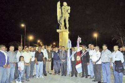 Con un gran desfile c�vico-militar se recordar� hoy la gesta de Malvinas
