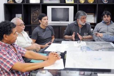 Intendente municipal espera la atenci�n de Servicios P�blicos
