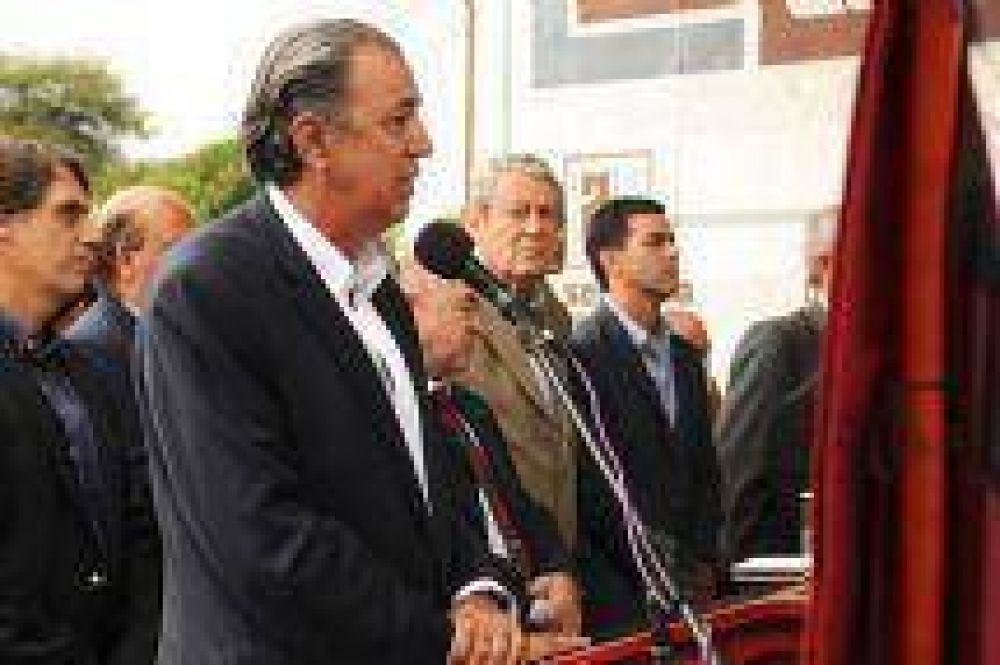 Rodolfo Urtubey habilit� obras del Fondo de Reparaci�n Hist�rica
