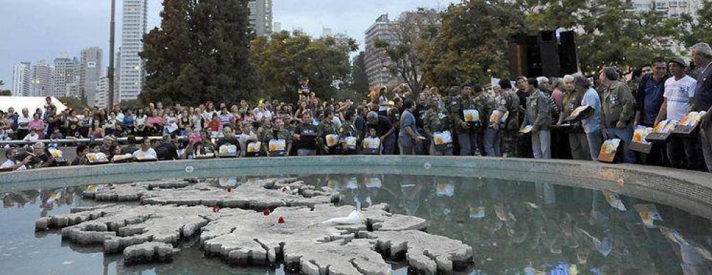 Homenajes en Rosario y todo el pa�s a los h�roes de Malvinas