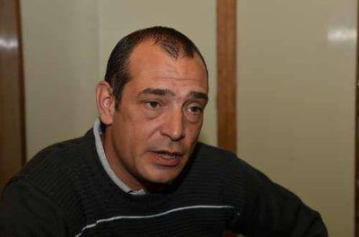 "La gente no termina de entender que de la �nica manera que se consigue algo es saliendo a la ruta"
