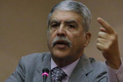 "Falta de gesti�n y trabajo"