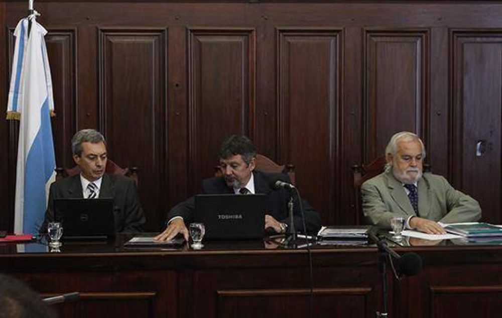 Legisladores definen si los jueces del caso Ver�n ser�n sometidos a Jury