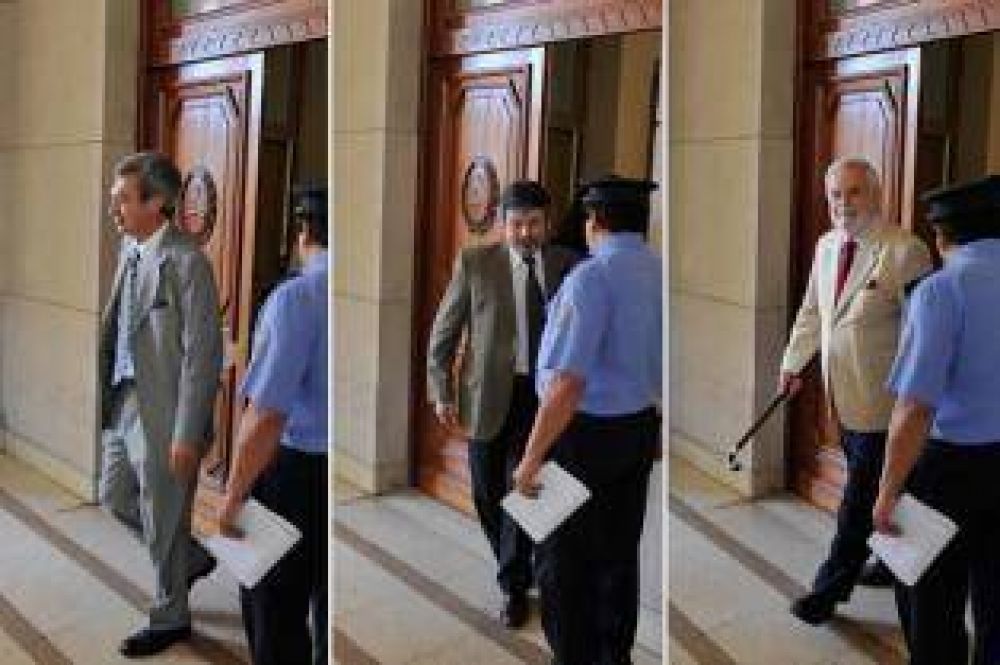 El oficialismo acusar�a hoy a dos magistrados