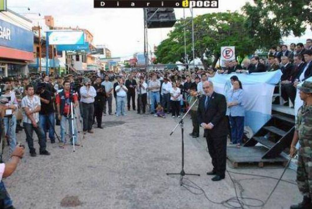 Una multitud homenaje� a los h�roes de Malvinas en la ciudad de Goya