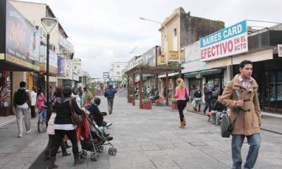 Castro: �Reconvertir el comercio va a llevar muchos a�os�