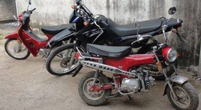 Desmantelan tres desarmaderos de motos