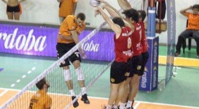 Sarmiento no pudo mantener el ritmo y cay� en la primera semifinal