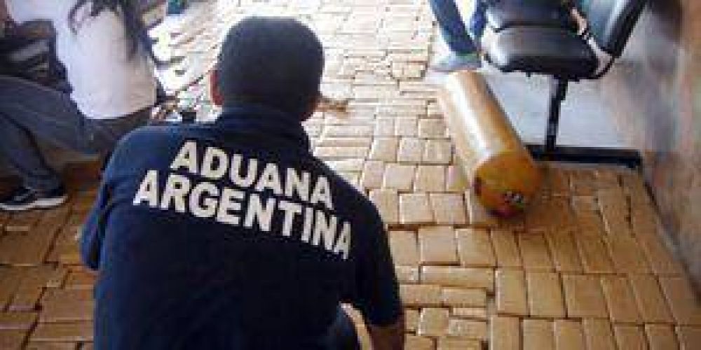 Incautan m�s de 235 kg de marihuana en Loyola