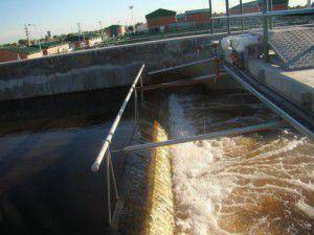 En nueve a�os la provincia logr� aumentar en un 217% la producci�n de agua potable