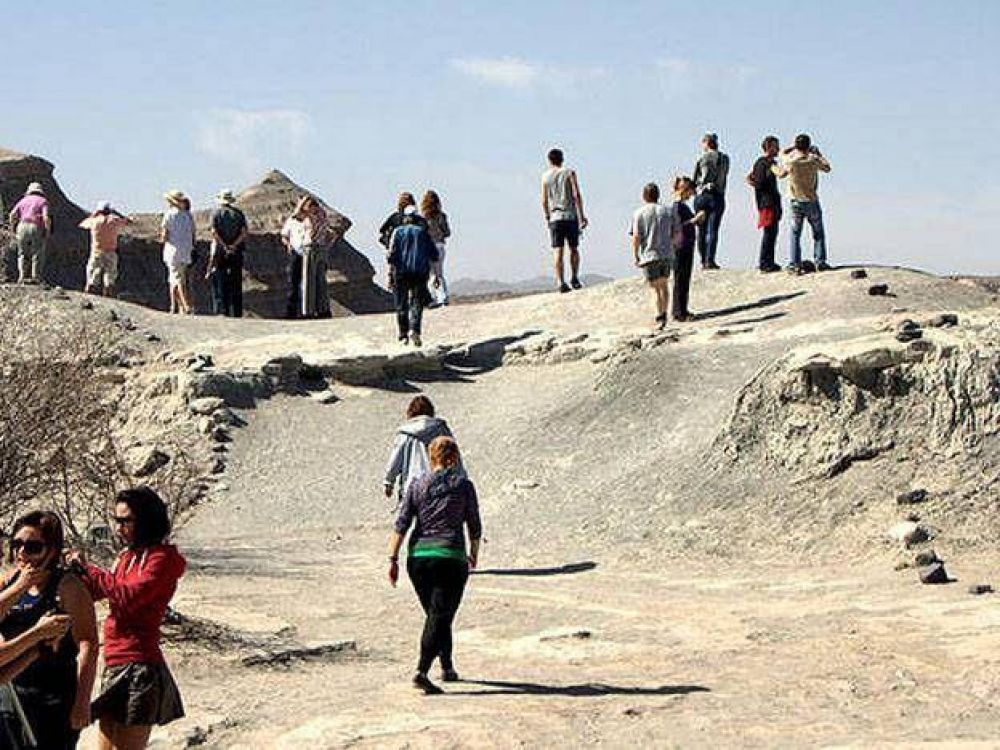 El regreso de los turistas a la ciudad se desarrolla con normalidad