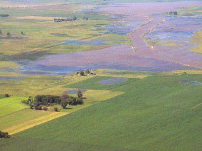 Temen que vuelvan a inundarse los campos de Jun�n y la zona