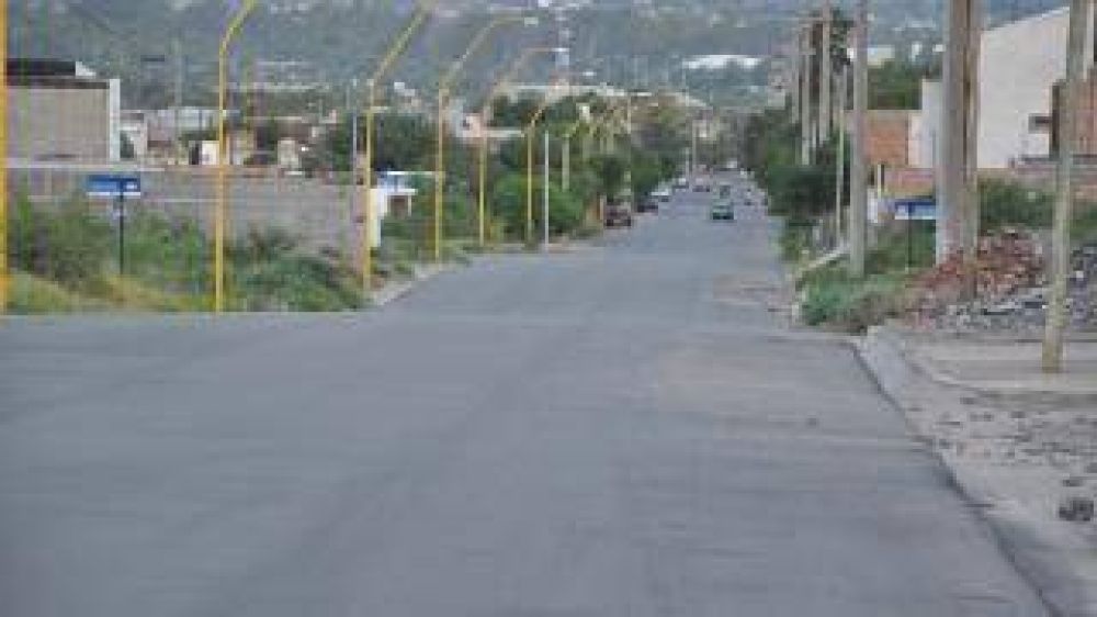 Vecinos exigen la colocaci�n de reductores de velocidad