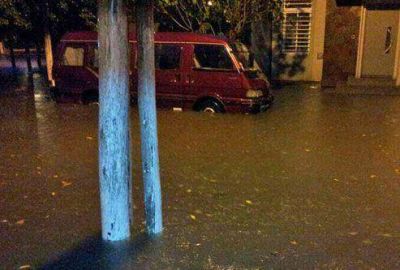 Sesenta familias evacuadas por el temporal