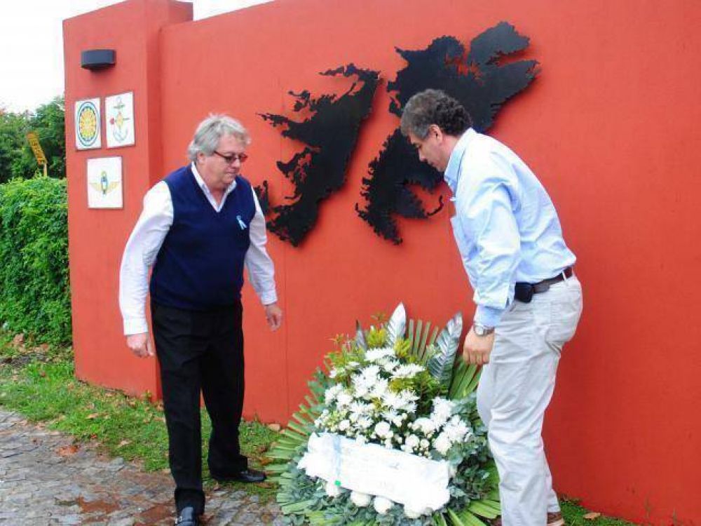 Emotivo recuerdo a 31 a�os de la Guerra de Malvinas