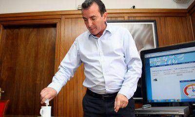 P�rez analiza lanzar un bono para los peque�os ahorristas, como el de YPF
