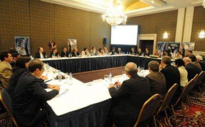 Tierra del Fuego particip� de reuni�n del Consejo Federal de Industria