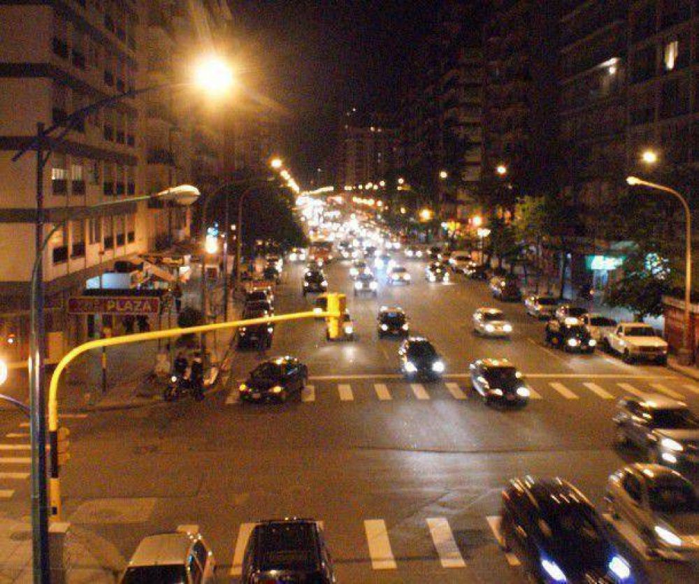 Proponen doble mano reducida en un sector de la avenida Col�n