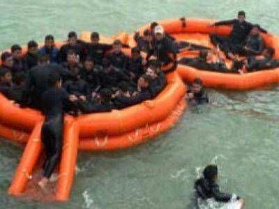 HUBO EJERCICIOS DE SUPERVIVENCIA EN EL MAR DE FUTUROS AVIADORES