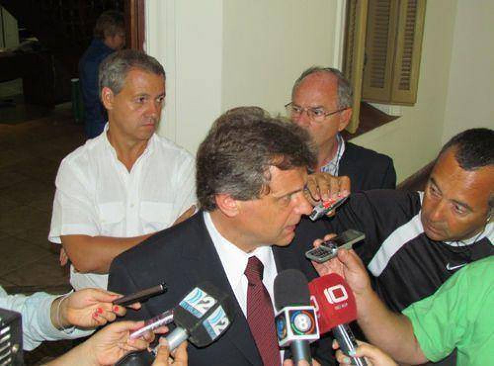 �Tenemos que dar pasos adelante y comprometernos m�s en la lucha contra la inseguridad�
