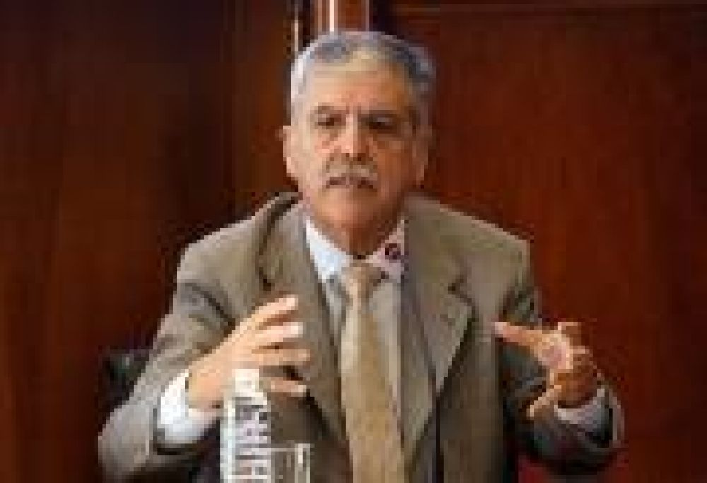De Vido: hay 280 mil personas sin luz