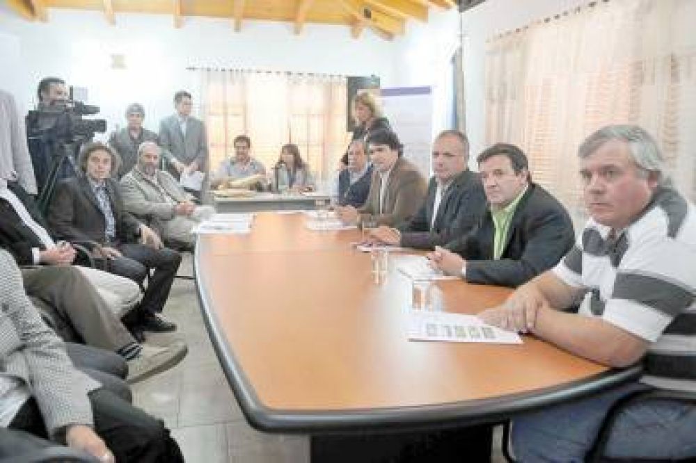 Apertura de licitaci�n para construir un mini hospital en 28 de Julio
