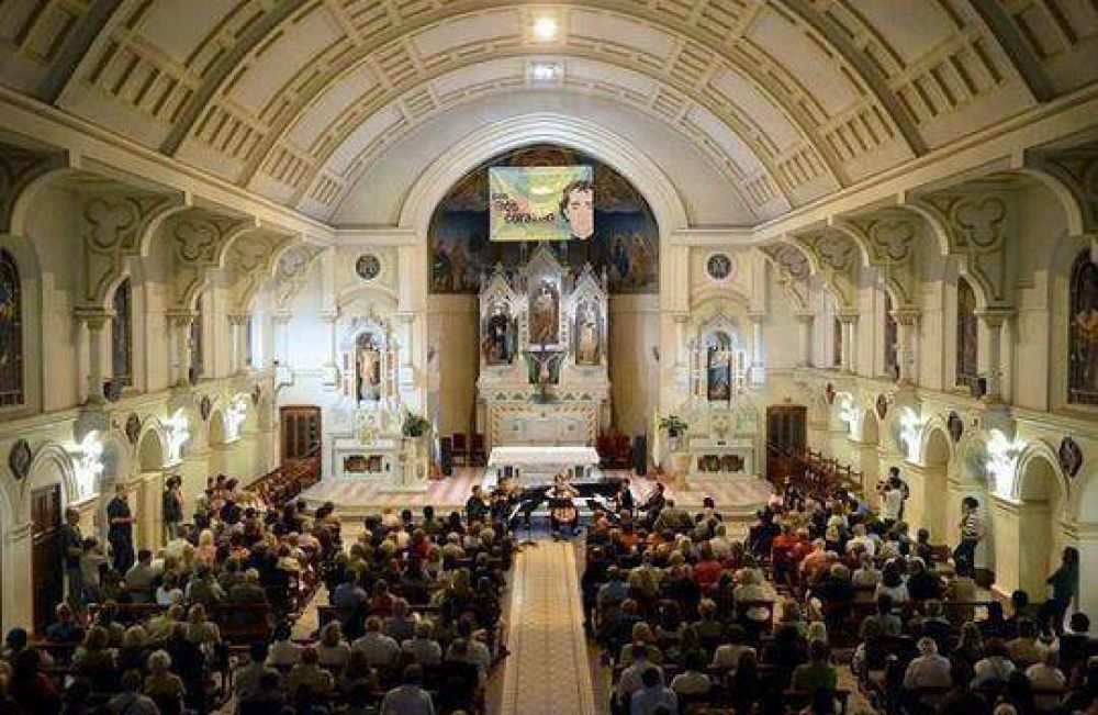 Una 5000 personas disfrutaron del Camino del Santo 2013 en San Isidro