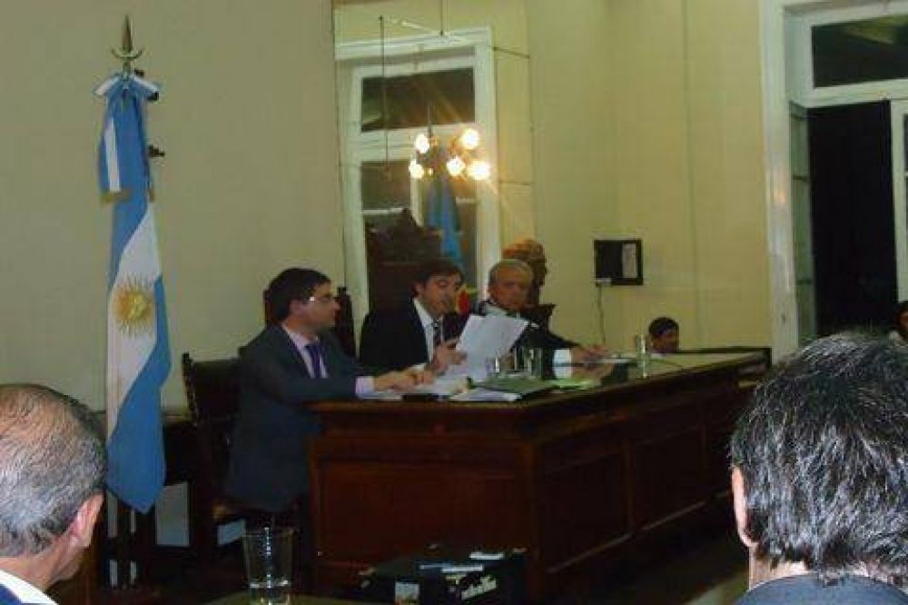 �Hemos iniciado esta etapa de gobierno y administraci�n municipal, con responsabilidad�