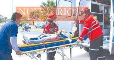 Una mujer con graves fracturas en un tremendo accidente de tr�nsito