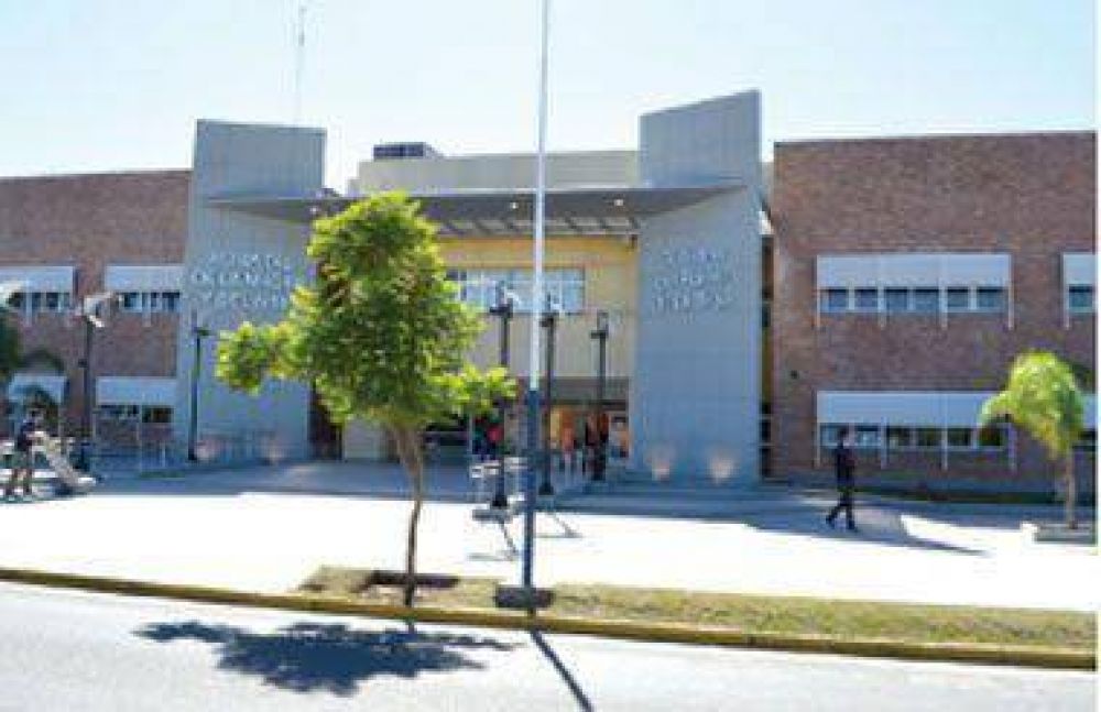 Aclaran la situaci�n salarial en el nuevo hospital