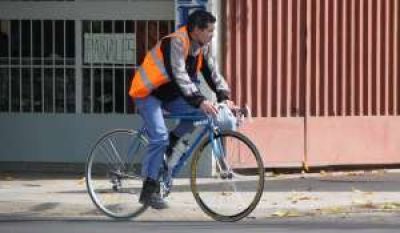 Buscan que sea obligatorio usar chalecos reflectivos