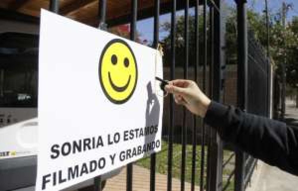 Vecinos: ya invirtieron casi $9.000 por m�s seguridad