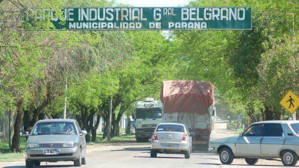 El gobernador Urribarri promulg� la ley de promoci�n y desarrollo industrial  