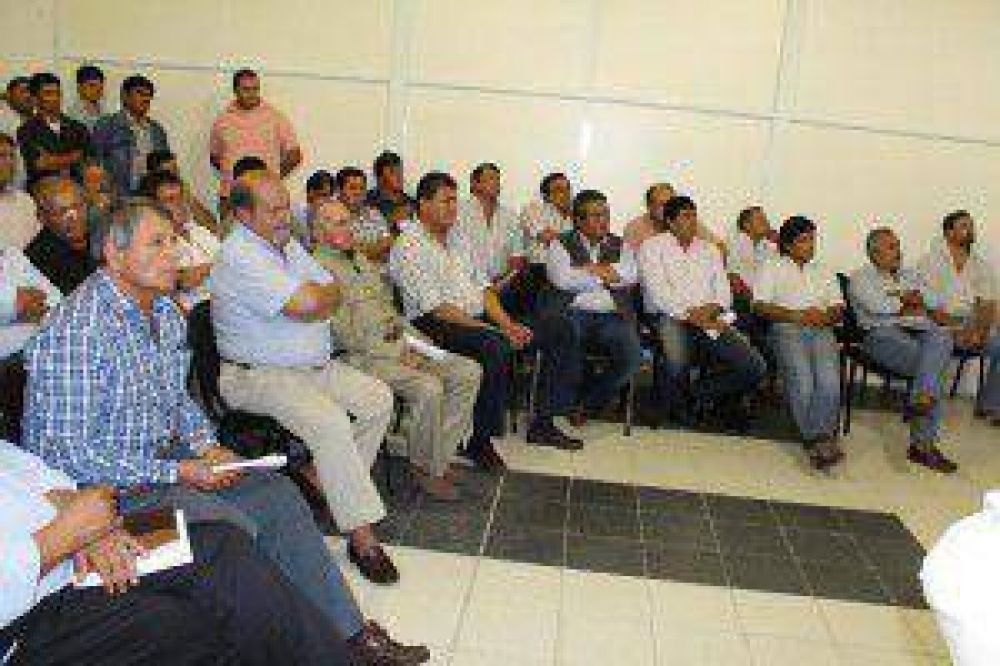 Amplio an�lisis del contexto productivo en el marco de la Comisi�n de Emergencia