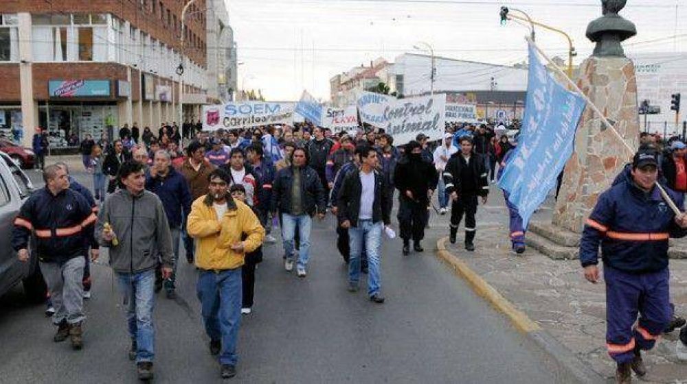 Los municipales van a parar por 72 horas m�s