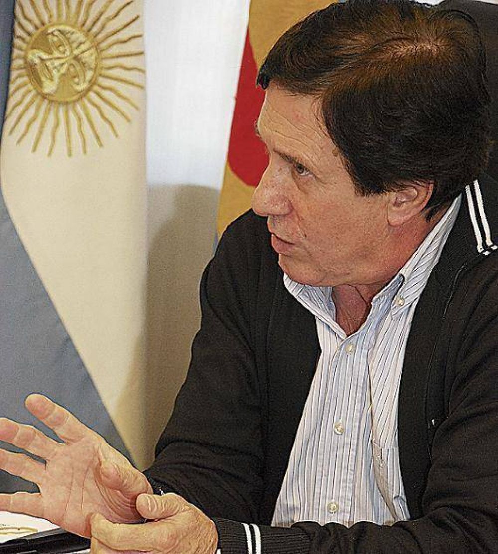 EL MUNICIPIO DE LAN�S SOLIDARIO CON DISTRITOS BONARERENSES