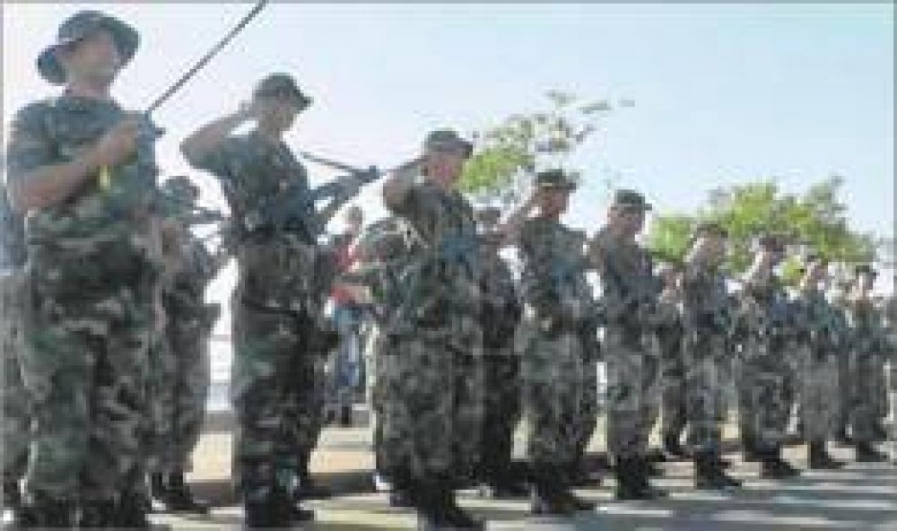 Posadas record� a los h�roes de la Guerra de Malvinas