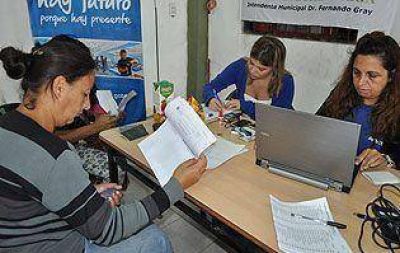El plan �Ellas hacen� da sus primeros pasos en Echeverr�a